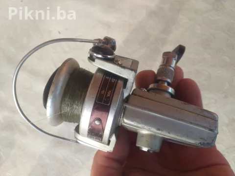 DAIWA 5000C Mašinica za Ribolov - Puknut Nosač ( Za dijelove/popravak ) 3