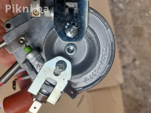 Prodajem grijač aparata za kafu Saeco Spidem Villa Kafeaparat 4