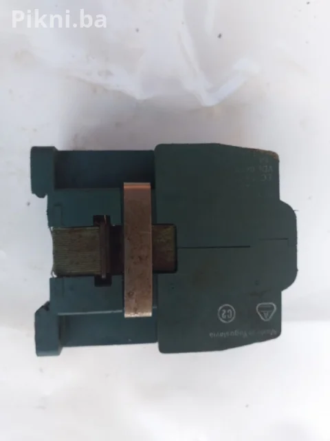 Kontaktor ISKRA KO53 16A 220v sklopka prekidac 6