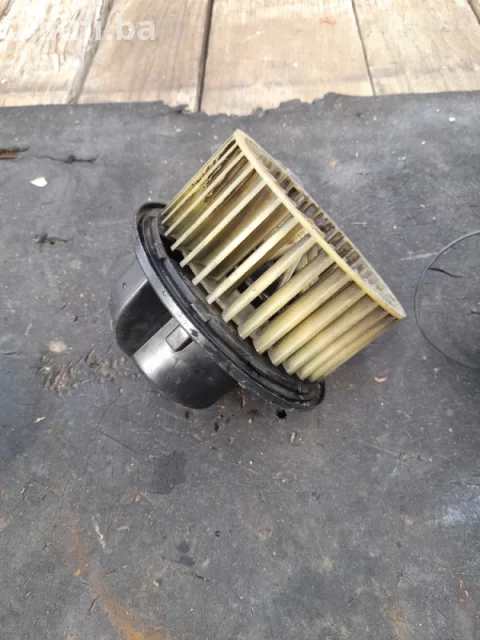 Motor Ventilatora Kabine (Puhalo) - Korišteno, Veličina 14-15 cm
