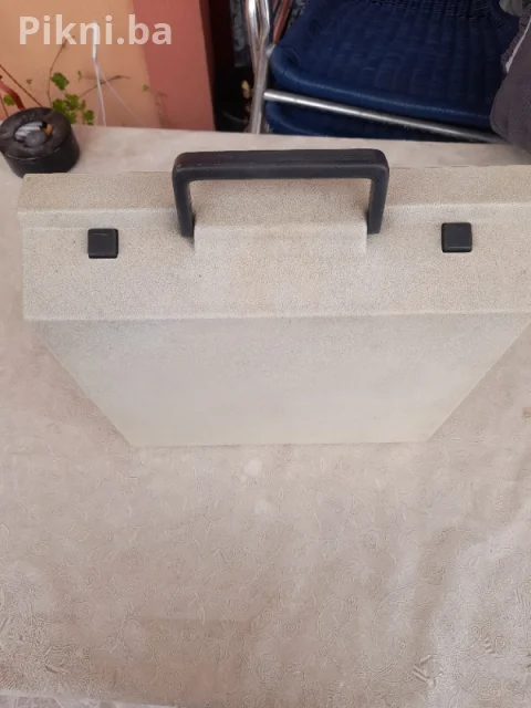 RASPRODAJA! VINTAGE PISAĆA MAŠINA IBM/UNIS (Bugojno) 4