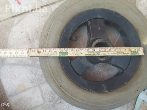 Gume sa felgama tockovi 260/165x60 3