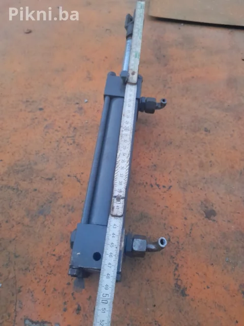 Hidraulicni cilindar klip dvosmerni 48cm hidraulika bager kamion 9