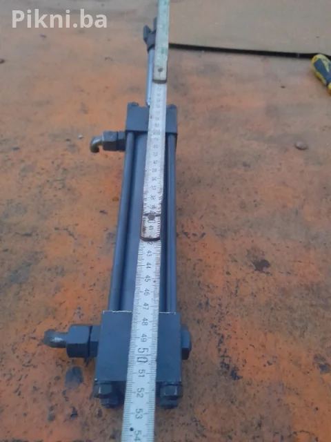 Hidraulicni cilindar klip dvosmerni 48cm hidraulika bager kamion 7