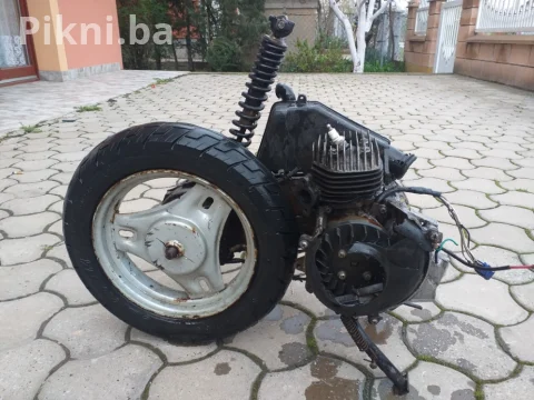 IZUZETNA PRILIKA! POGONSKI SKLOP za Skuter YAMASAKI 50cc 8