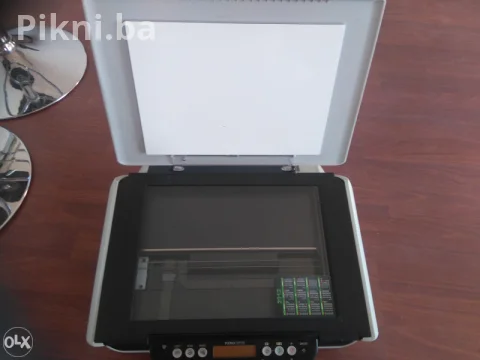 Vremenski releji Ima 2 komada Cjena je po komadu Mobilni telefon i viber 066/230-139 CJENA BRZE DOSTAVE 8KM 4