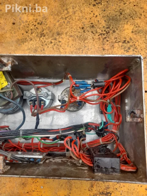 Centralna jedinica komande motor deutz bager rovokopac skip valja 6