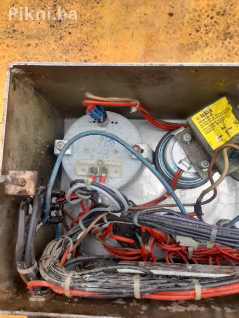 Centralna jedinica komande motor deutz bager rovokopac skip valja 5