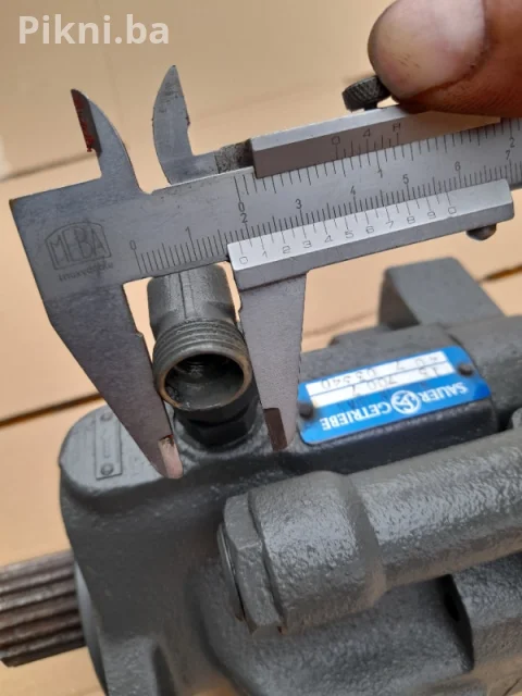 Hidraulicna pumpa sauer getribe pumpe bager traktor kamion 8