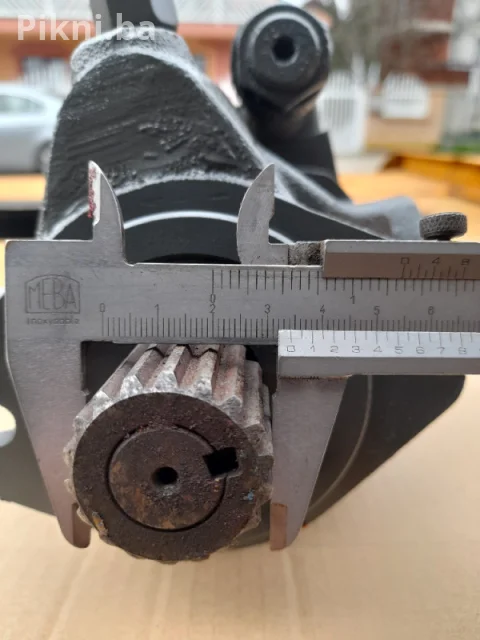 Hidraulicna pumpa sauer getribe pumpe bager traktor kamion 6