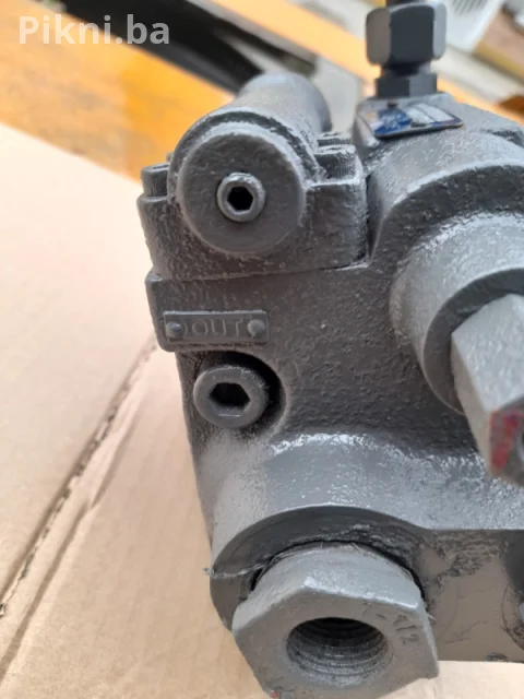 Hidraulicna pumpa sauer getribe pumpe bager traktor kamion 3