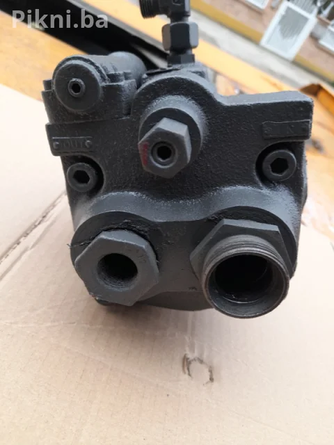 Hidraulicna pumpa sauer getribe pumpe bager traktor kamion
