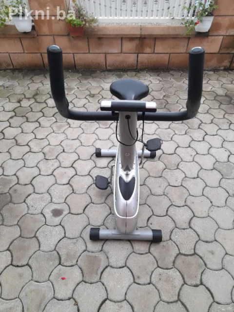 Sobno biciklo fitnes vežbanje bicikla 11