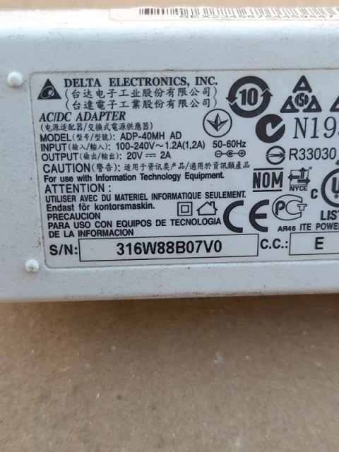 OGLAS ZA PRODAJU: ORIGINAL DELTA ADAPTER 20V DC / 2A (40W) PUNJAČ 6