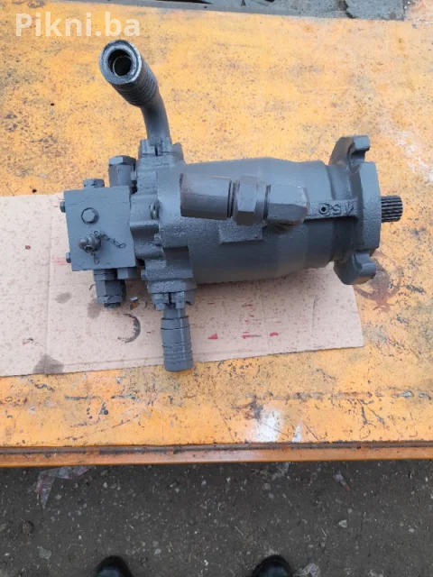 Hidromotor BREVINI hidro motor pumpa bager buldožer utovarivac
