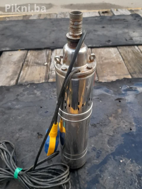 Oglas za brzu prodaju: Jaka Potopna Pumpa RAKETA (1100W, 120m) 5