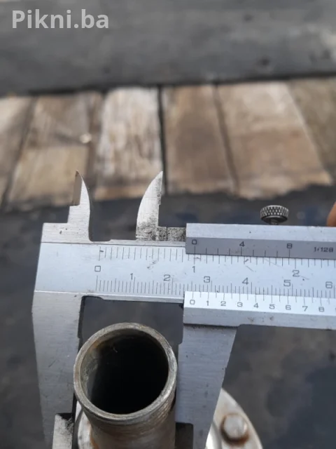 Oglas za brzu prodaju: Jaka Potopna Pumpa RAKETA (1100W, 120m)
