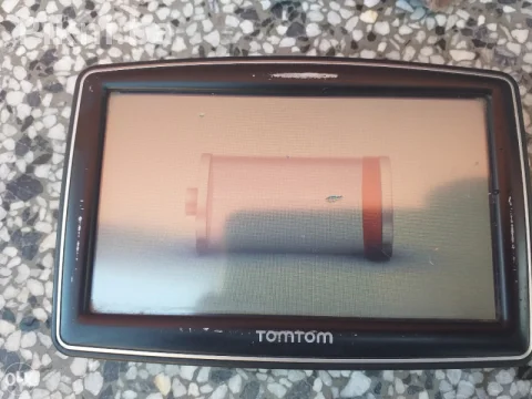 TOMTOM Navigacija (Ispravna) Široki Ekran POVOLJNO! 8