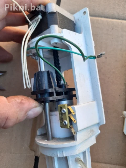 SANYO DENKI Linearni Aktuator / Pogonska Jedinica Precizno 12