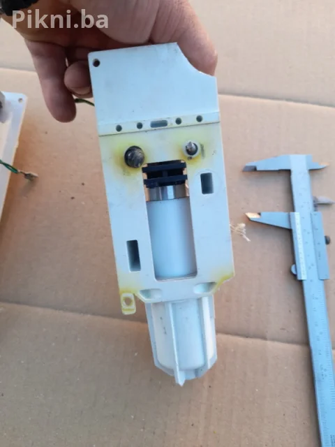 SANYO DENKI Linearni Aktuator / Pogonska Jedinica Precizno