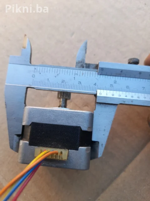 Sanyo Denki Koračni Motor (Stepper Motor) 103-546-5540 ELEKTRO MOTORI 5