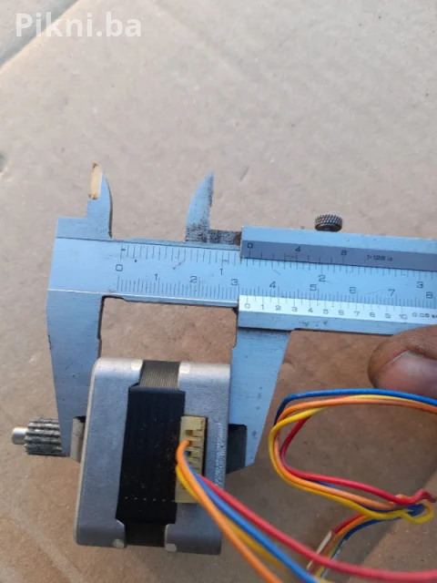 Sanyo Denki Koračni Motor (Stepper Motor) 103-546-5540 ELEKTRO MOTORI 4