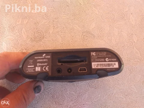 Navigacija TOMTOM one bluetooth
