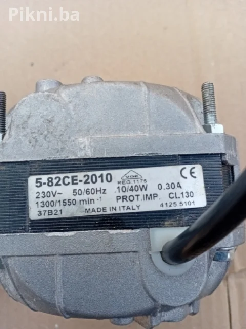 Elektro motor 10/40w 1300/1550obr 220v elektromotori ITALY 6