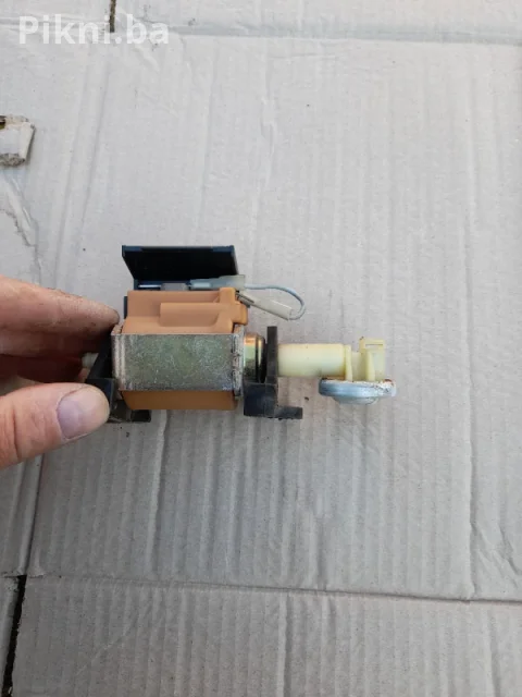 AKCIJA! Solenoidna Pumpa Invensys (65W) Za Dubinsko Usisavanje 3