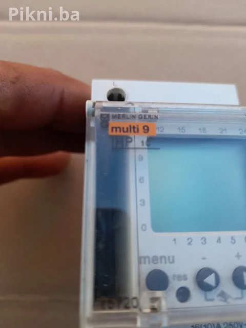 MERLIN GERIN Digitalni Tajmer / Vremenski Prekidač (230V, 16A) 10
