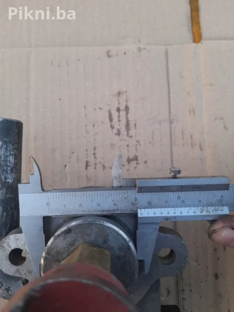 Hidraulicna pumpa traktor bager skip utovarivac kombinirka pumpe 11