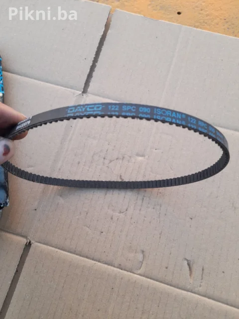 Klinasti remen Ford eskort fiesta orion Dayko 94441 3