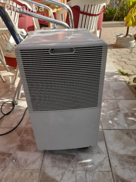 DeLonghi DS 105 Odvlaživač Zraka - Potrebno Punjenje Plina 6