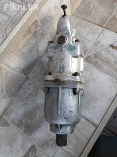 YOKOTA YW-32C pneumatski pištolj odvijač - kamionski samo 400km 5