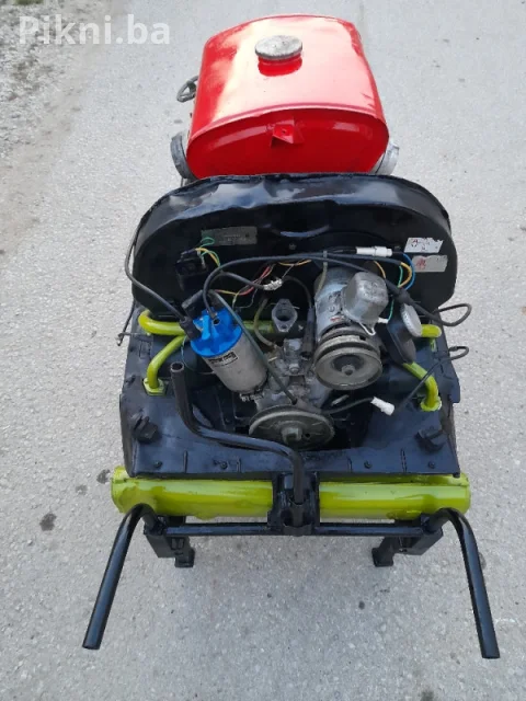 PROFESIONALNA VATROGASNA PUMPA ROSENBAUER - VW Buba Motor 11