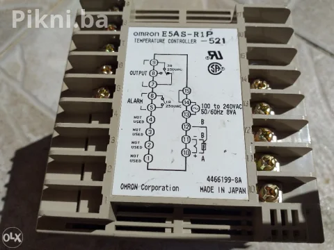 Omron regulator temperature E5AS-R1P