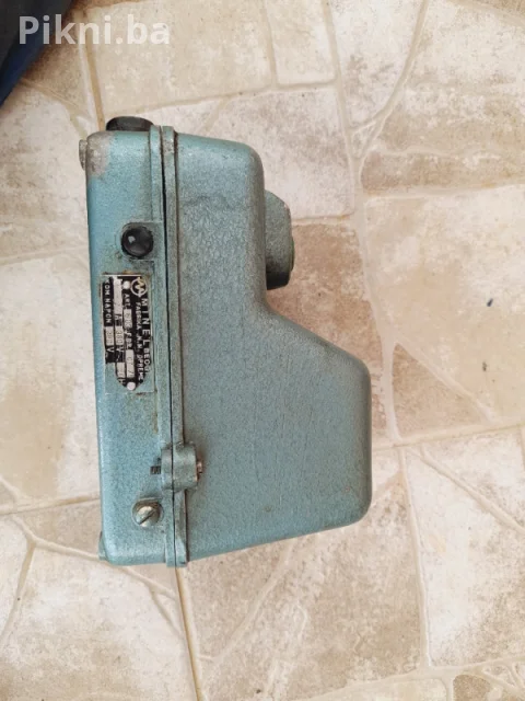 KONTAKTOR Minel Elip 380v 07 75 sklopke prekidaci 8