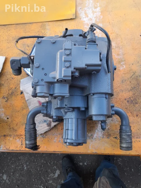 HITNA PRODAJA! Hidraulična pumpa Sauer-Danfoss SPV2/089 KAO NOVA