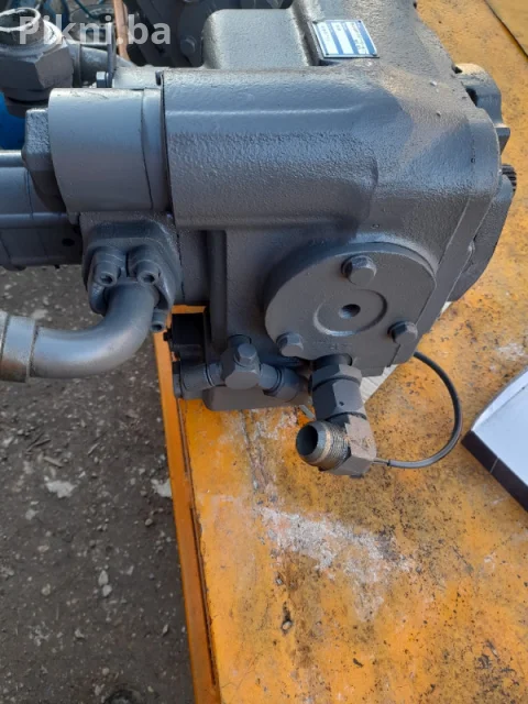 HITNA PRODAJA! Hidraulična pumpa Sauer-Danfoss SPV2/089 KAO NOVA 7