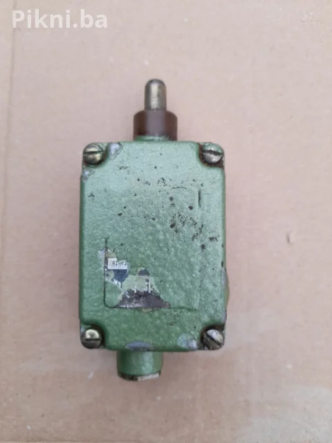 🛡️ NEUNIŠTIVI Industrijski Granični Prekidač - Liveni Aluminijum 🛡️