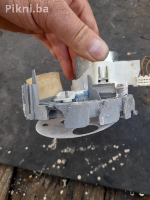 Odvodna pumpa (Drenažna pumpa) 7 za BOSCH SIEMENS mašine TESTI