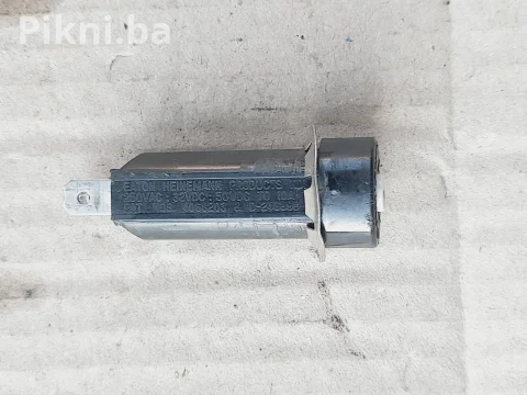 ⚡ Eaton Heinemann "Push-to-Reset" automatski osigurač (7A) 220v⚡ 3