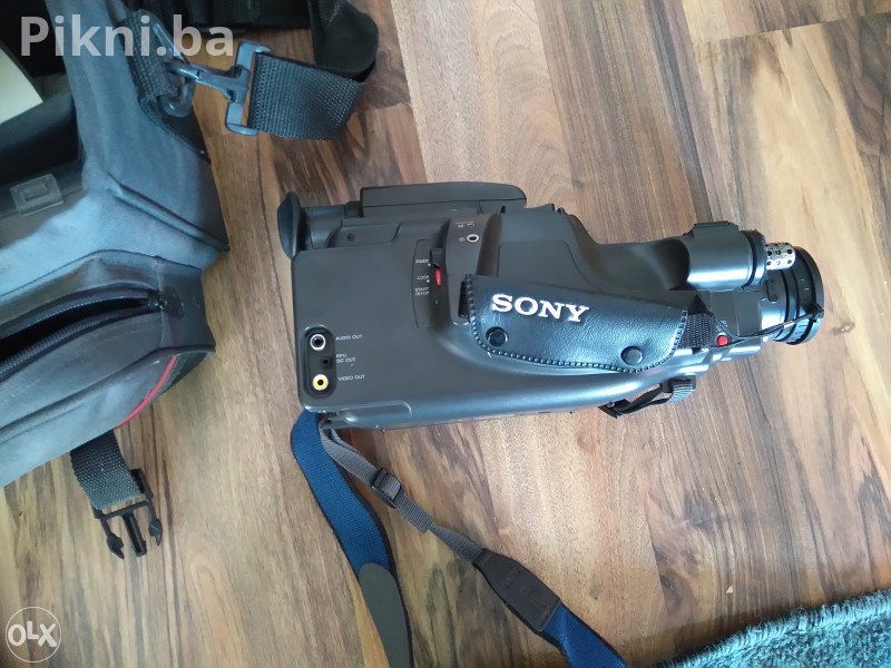 Profesionalna kamera Sony