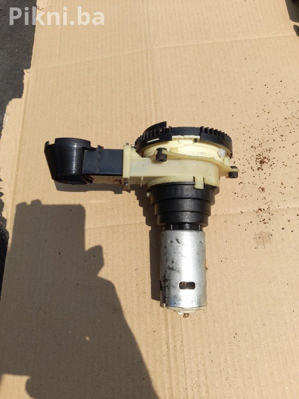 Mlin za kafu benvenuto B30 fust Bosch dijelovi kafe aparat kafu