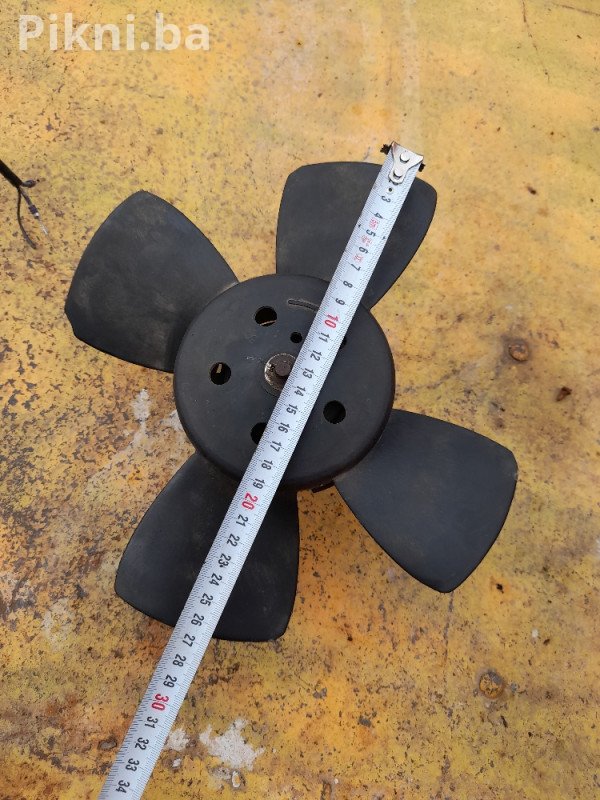BRZA PRODAJA! | Motor Ventilator 12V - FI 30 cm - Ispravan!