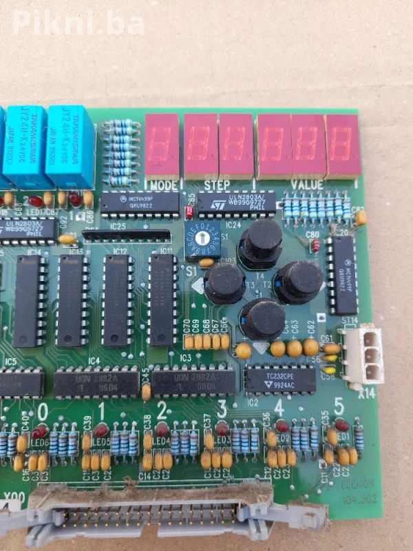 Elektronika od profesionalne mašine za pranje sudja