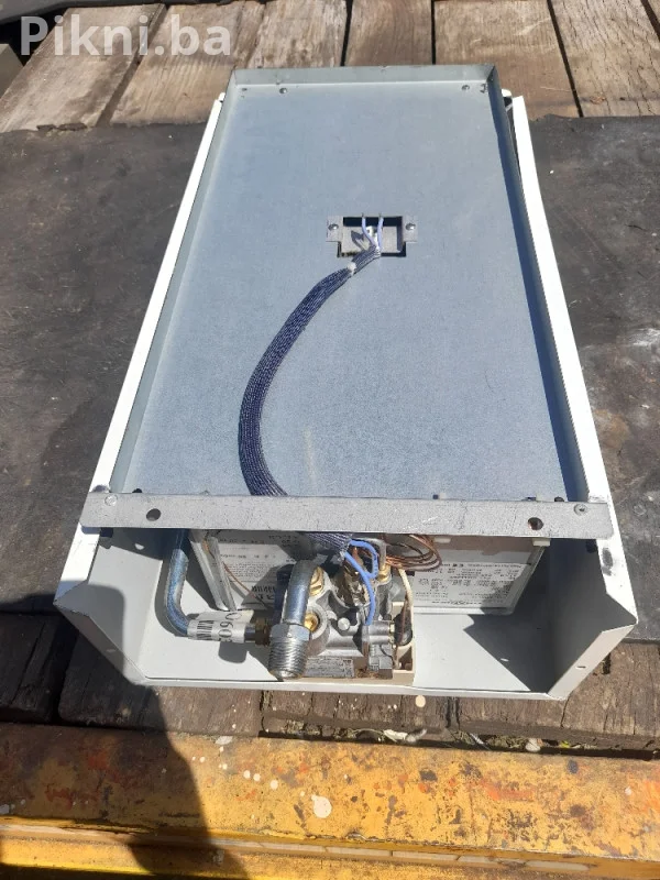 Plinska peć ORANIER Bozen 2.3kW - Njemačka (Fasadna)