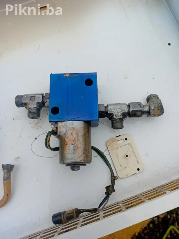 SNIŽENO! | Hidraulični Elektro-Magnetni Ventil 24V DC - 2 Komada