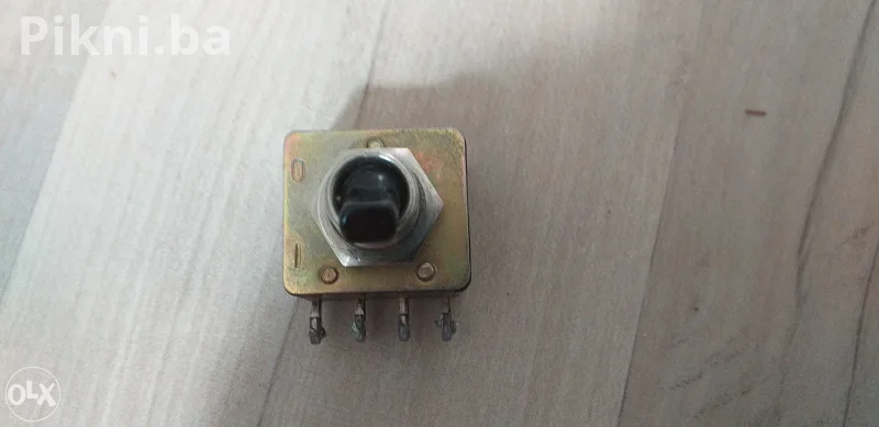 Kvalitetni Metalni Toggle Prekidači 250V 4A (Vintage / Industrijs