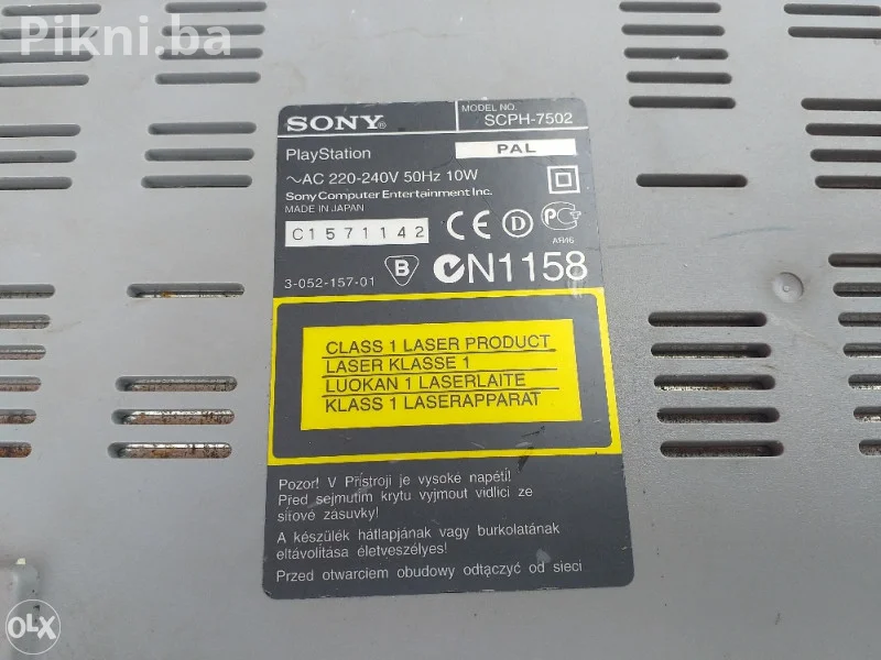 SONY PLAYSTATION djojstik citaj pod detaljno